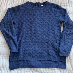 NAVY BLUE KIDS SWEATER, FITS LIKE AN 8